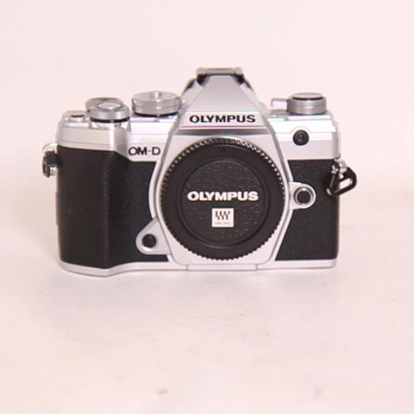 Used Olympus OM-D E-M5 Mark III Mirrorless Micro Four Thirds Camera Body - Silver