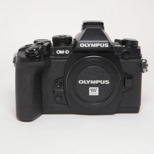 Used Olympus OM-D E-M1 Body - Black