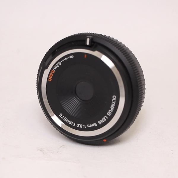 Used OM System 9mm f8 Fisheye Body Cap Lens Black