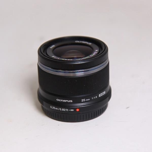 Used Olympus M.Zuiko Digital 25mm f/1.8 Lens Black