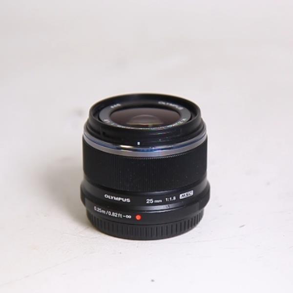 Used Olympus M.Zuiko Digital 25mm f/1.8 Lens Black