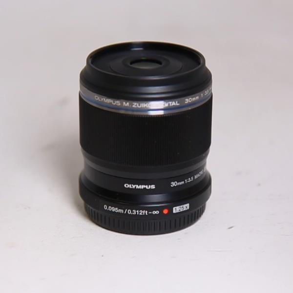Used Olympus M.Zuiko Digital ED 30mm f/3.5 Macro Lens