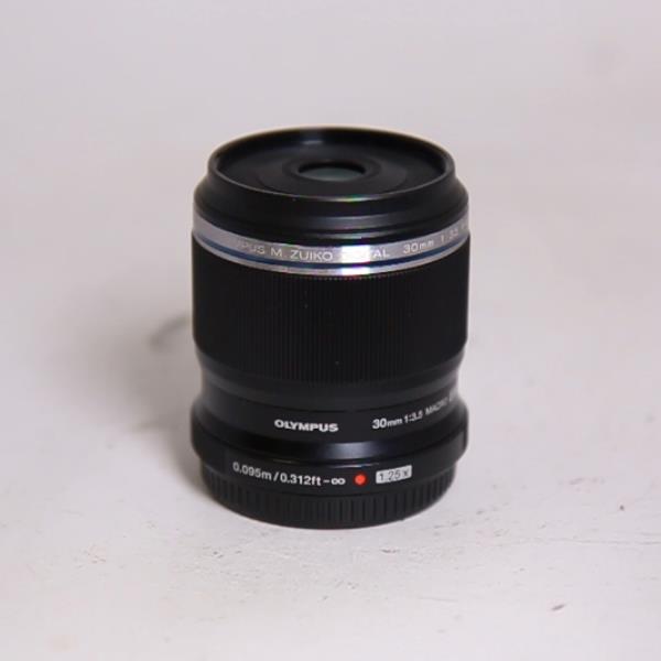 Used Olympus M.Zuiko Digital ED 30mm f/3.5 Macro Lens