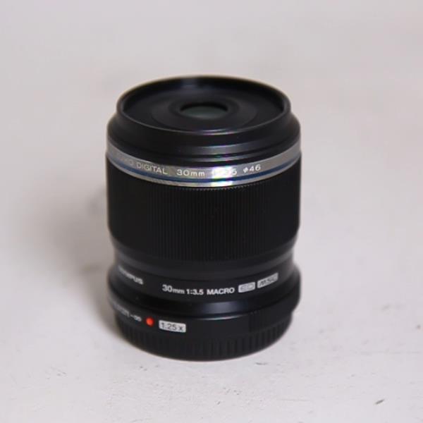 Used Olympus M.Zuiko Digital ED 30mm f/3.5 Macro Lens