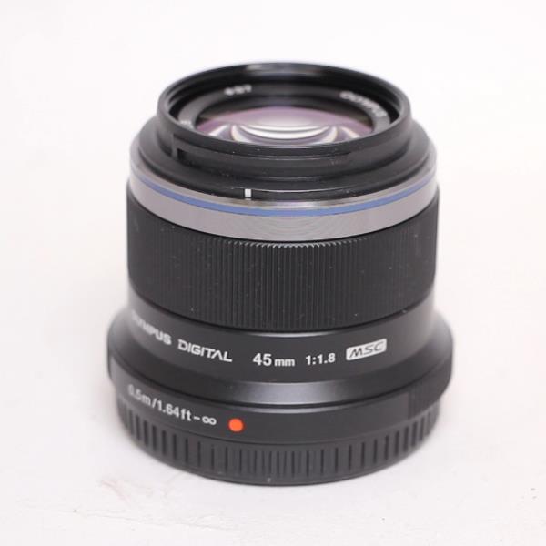 Used Olympus M.Zuiko Digital 45mm f/1.8 Lens Black