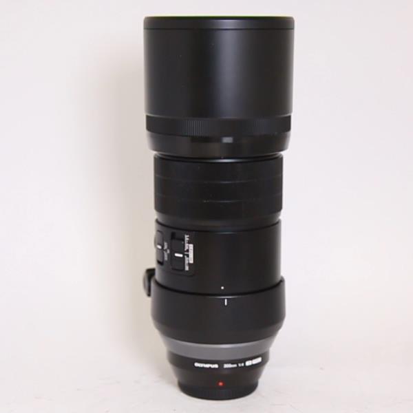 Used Olympus M.Zuiko Digital ED 300mm f/4 IS PRO Super Telephoto Lens