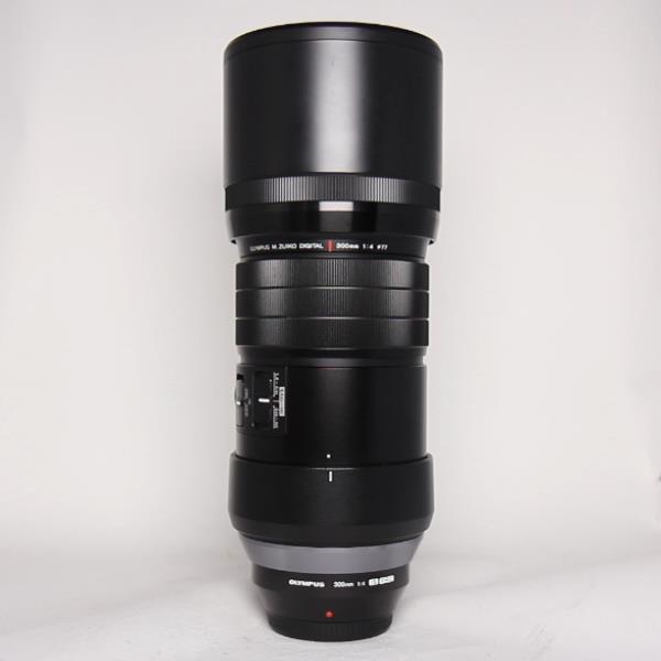 Used Om System M.Zuiko Digital ED 300mm f/4 IS PRO Super Telephoto Lens