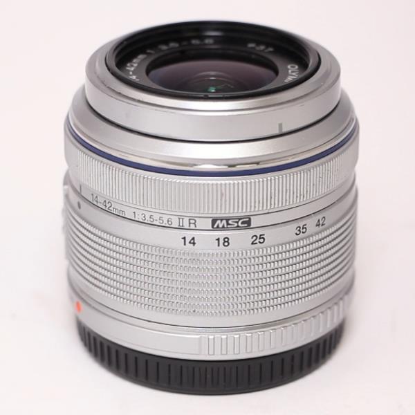 Used Olympus M.Zuiko Digital 14-42mm f/3.5-5.6 II R Zoom Lens Silver