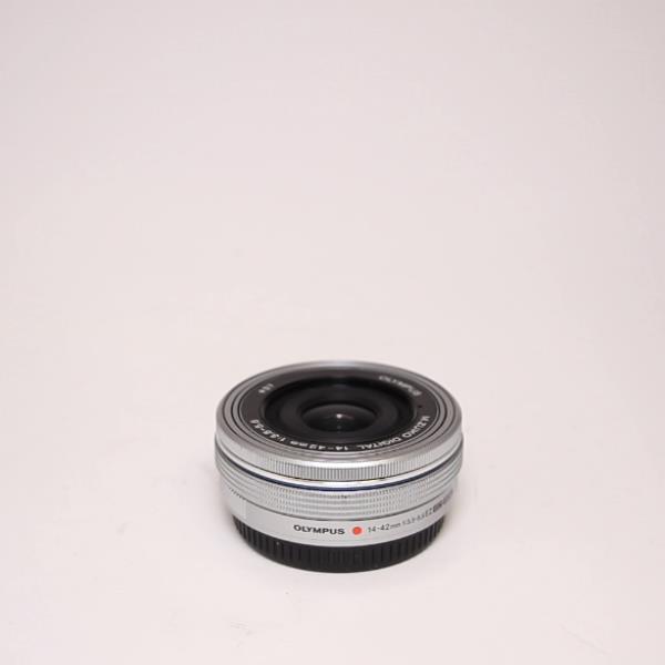 Used Olympus M.Zuiko Digital ED 14-42mm f/3.5-5.6 EZ Zoom Lens Silver