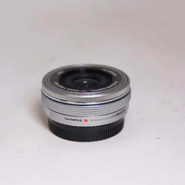Used Olympus M.Zuiko Digital ED 14-42mm f/3.5-5.6 EZ Zoom Lens Silver