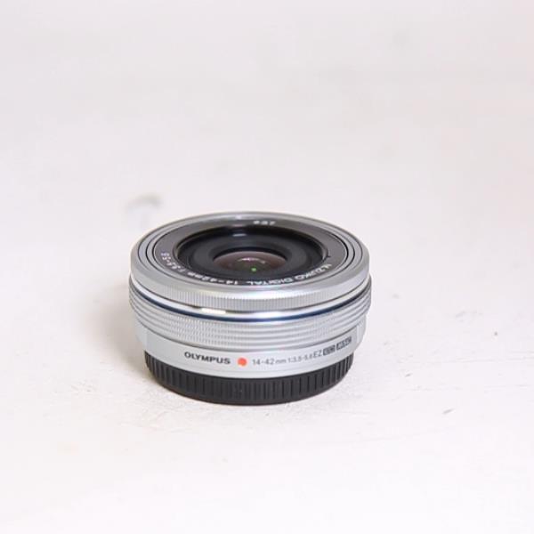 Used Olympus M.Zuiko Digital ED 14-42mm f/3.5-5.6 EZ Zoom Lens Silver