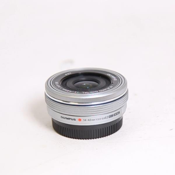 Used Olympus M.Zuiko Digital 14-42mm f/3.5-5.6 Sliver