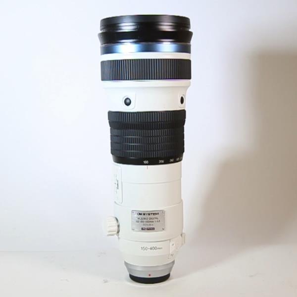Used OM-Systems 150-400mm f/4.5 TC 1.25x IS M.Zuiko Digital ED PRO Lens White