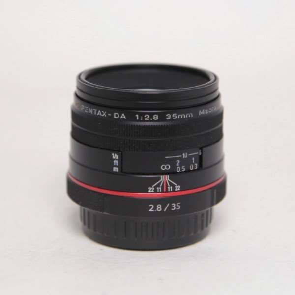 Used Pentax 35mm f/2.8 HD DA Macro Limited Lens