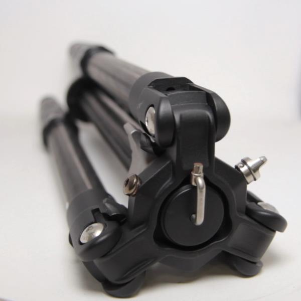 Used Benro Induro Hydra 2 Waterproof Carbon Fibre Tripod