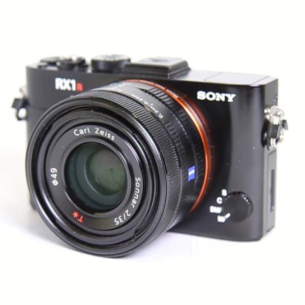 Used Sony RX1R II Digital Compact Camera