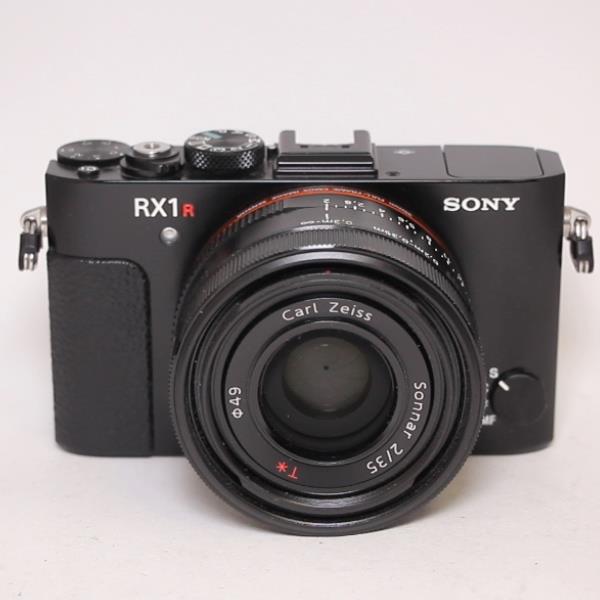 Used Sony RX1R II Digital Compact Camera