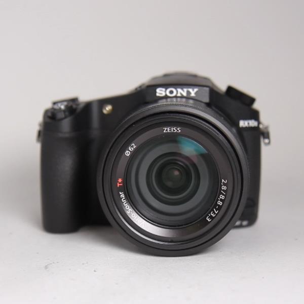 Used Sony DSC-RX10 II Bridge Camera