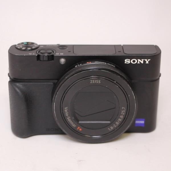 Used Sony DSC RX100 III Compact Camera