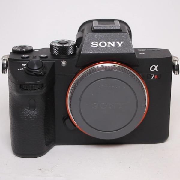 Used Sony a7R III Full Frame Mirrorless Camera Body