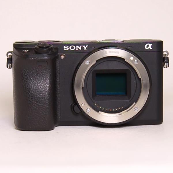 Used Sony a6300 mirrorless digital  camera body