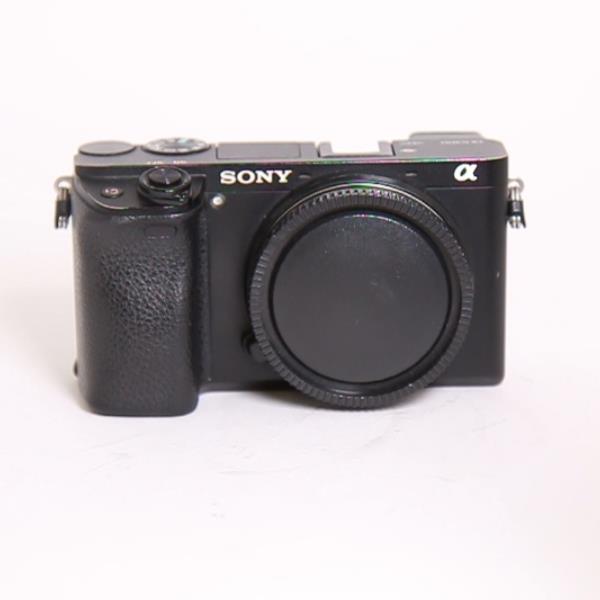 Used Sony a6300 mirrorless digital  camera body