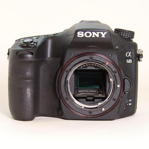 Used Sony a68 Digital SLR Camera Body