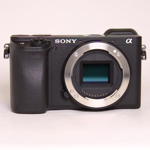 Used Sony a6400 Mirrorless Camera Body Black