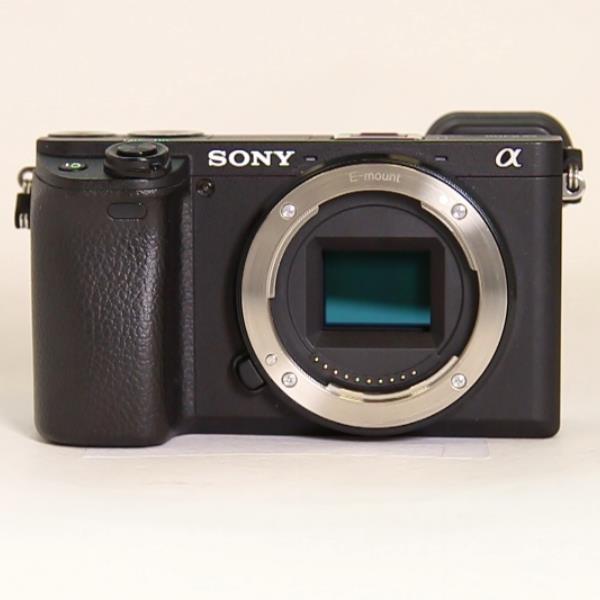 Used Sony a6400 Mirrorless Camera Body Black