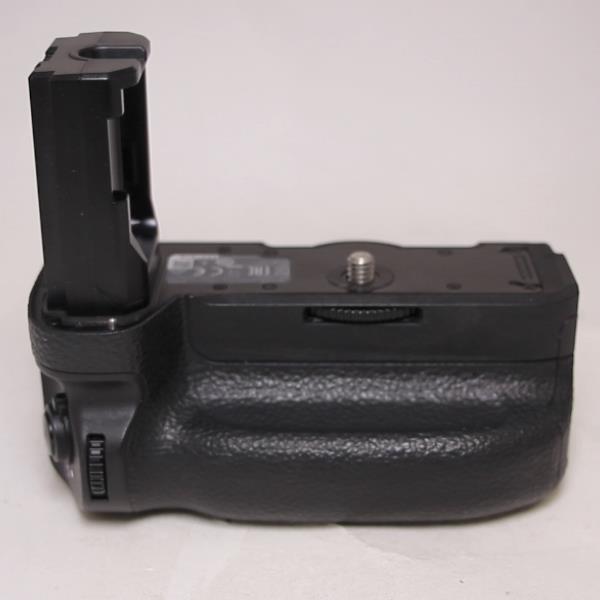 Used Sony VG-C3EM Vertical Grip for sony A9 and A7 III Series