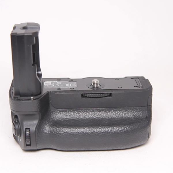 Used Sony VG-C3EM Vertical Grip for sony A9 and A7 III Series