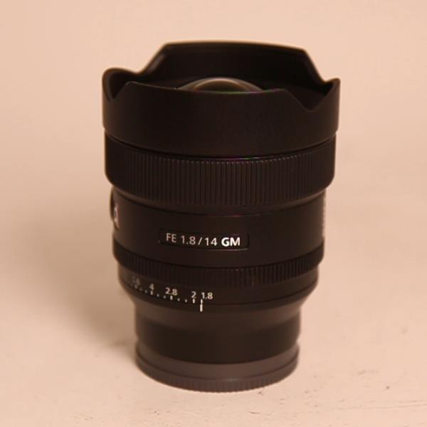 Used Sony FE 14mm f/1.8 GM Lens