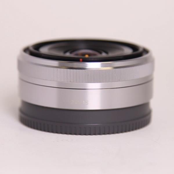 Used Sony E 16mm f/2.8 Wide Angle Pancake Lens