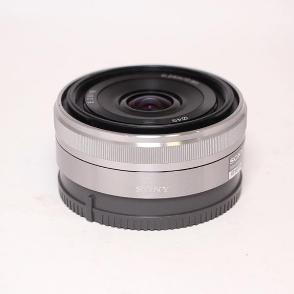 Used Sony E 16mm f/2.8 Wide Angle Pancake Lens