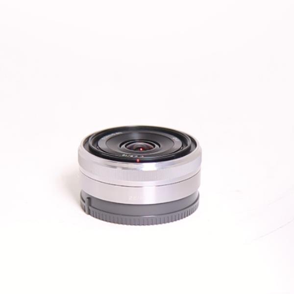 Used Sony E 16mm f/2.8 Wide Angle Pancake Lens