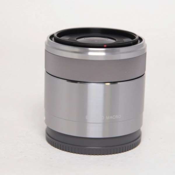 Used Sony E 30mm f/3.5 Macro Lens