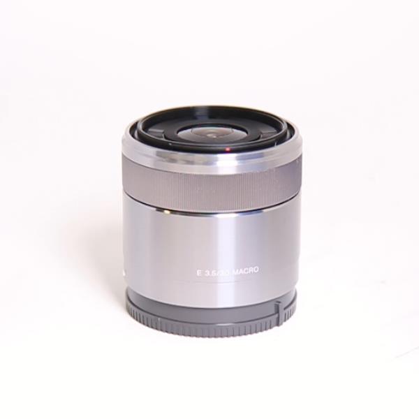 Used Sony E 30mm f/3.5 Macro Lens