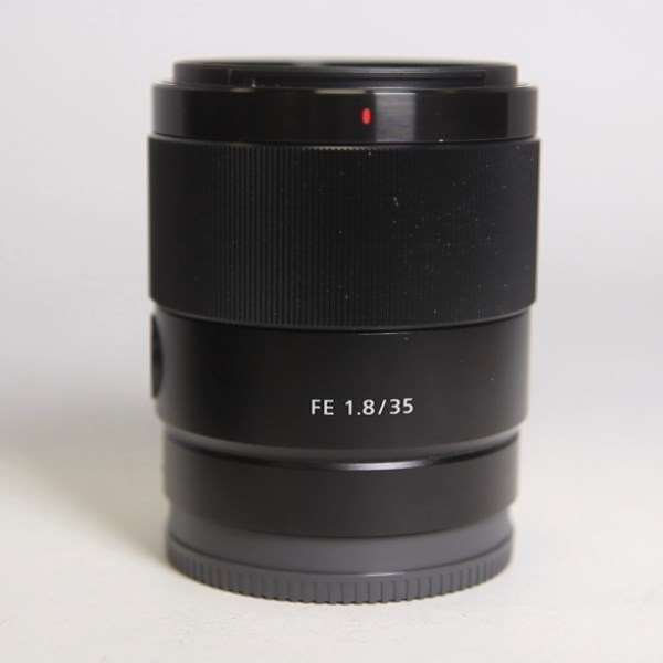 Used Sony FE 35mm f/1.8 Lens