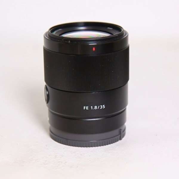 Used Sony FE 35mm f/1.8 Lens