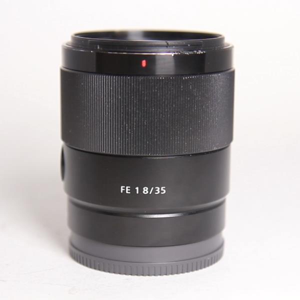 Used Sony FE 35mm f/1.8 Lens