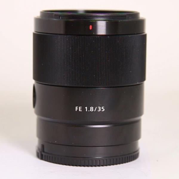 Used Sony FE 35mm f/1.8 Lens