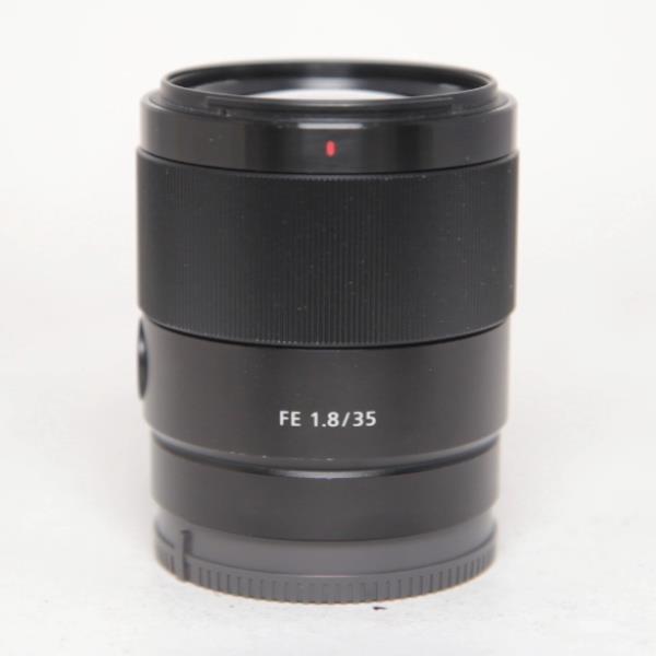 Used Sony FE 35mm f/1.8 Lens