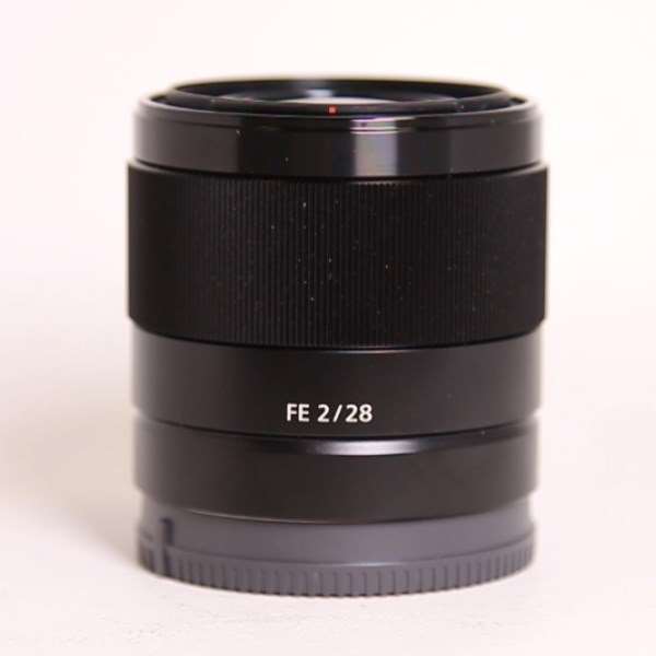 Used Sony FE 28mm f/2 Wide Angle Prime Lens