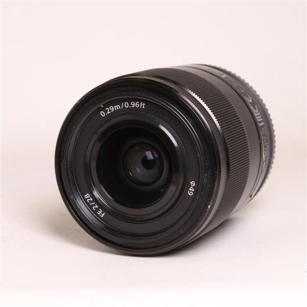 Used Sony FE 28mm f/2 Wide Angle Prime Lens