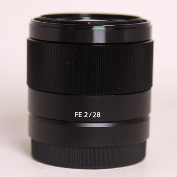 Used Sony FE 28mm f/2 Wide Angle Prime Lens