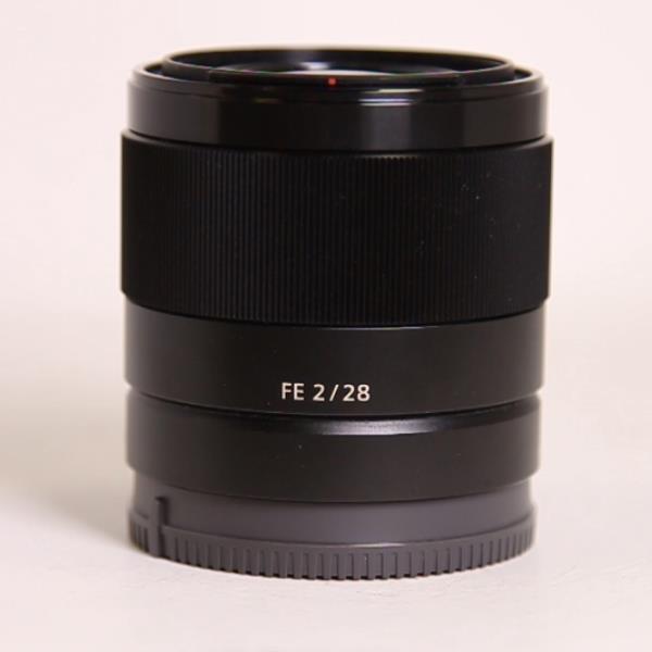 Used Sony FE 28mm f/2 Wide Angle Prime Lens