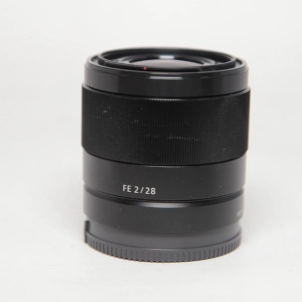 Used Sony FE 28mm f/2 Wide Angle Prime Lens