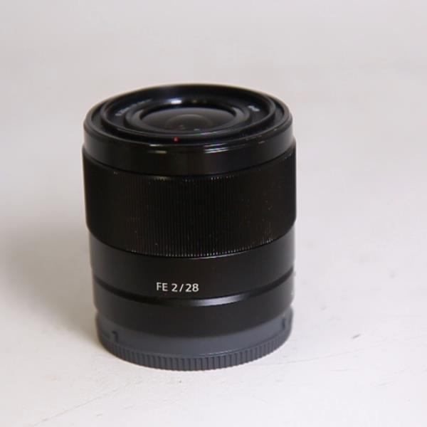 Used Sony FE 28mm f/2 Wide Angle Prime Lens