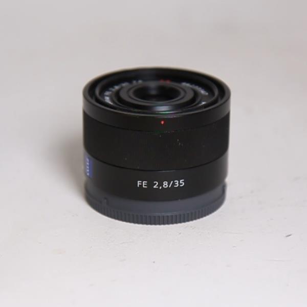 Used Sony FE 35mm f/2.8 ZA Zeiss Sonnar T* Lens