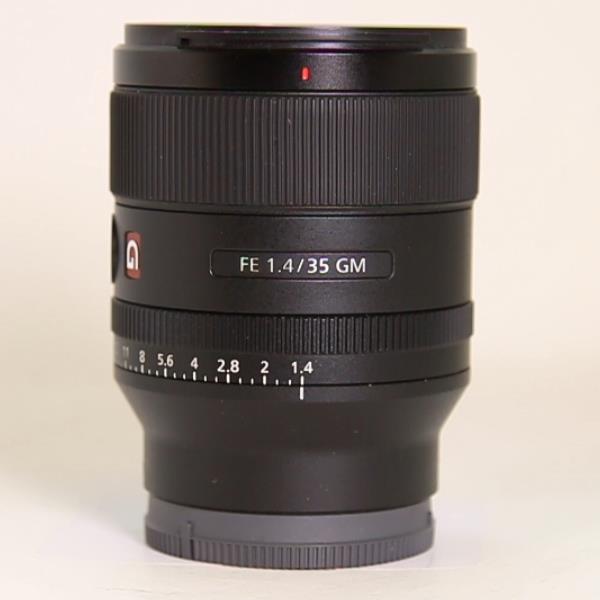 Used Sony FE 35mm f/1.4 GM Lens